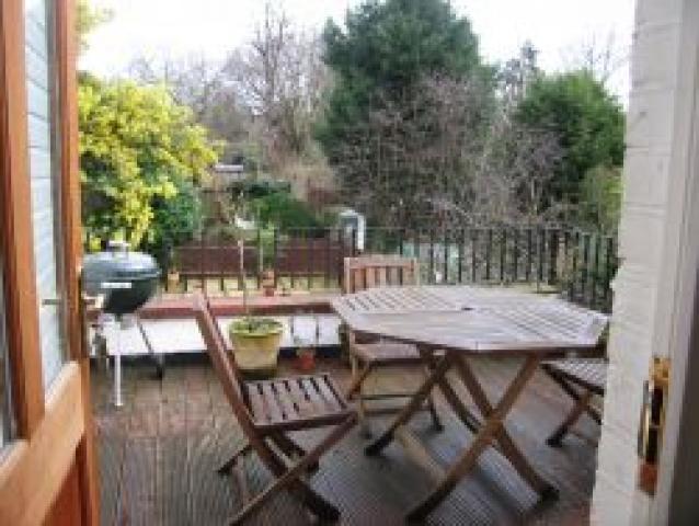 			3 Bedroom, 1 bath, 1 reception Flat			 Fortune Green Road, WEST HAMPSTEAD NW6